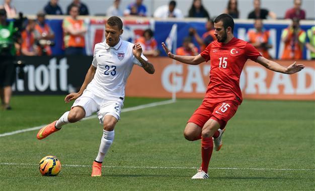 US down Turkey 2-1 in World Cup tune-up