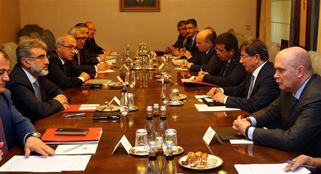 Erdoğan-Biden on call again, as Ankara sets up crisis desk on Iraq