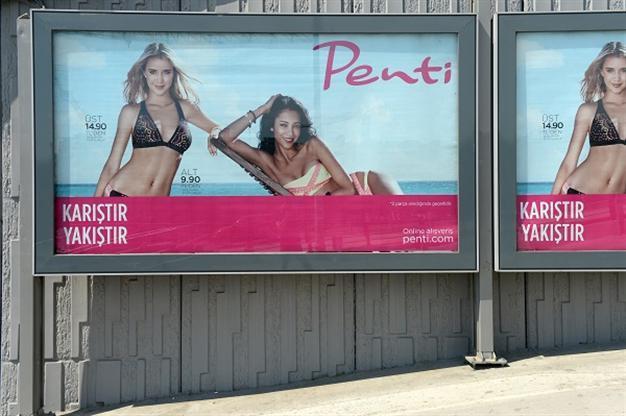 Censorship of women’s legs by Istanbul municipality raises eyebrows