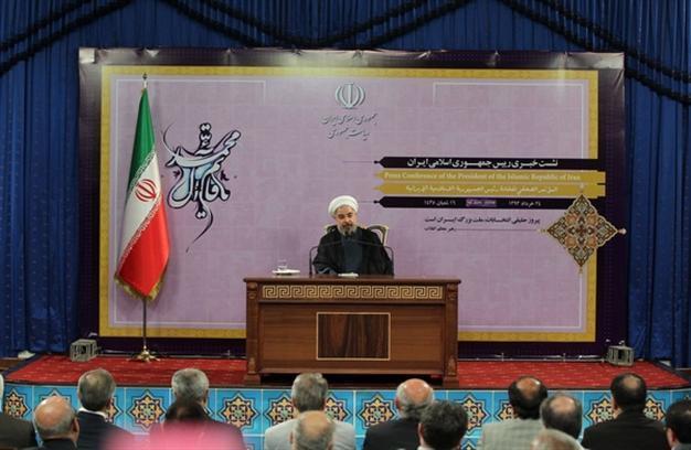 Iran offers help to US, as Iraq forces ready offensive
