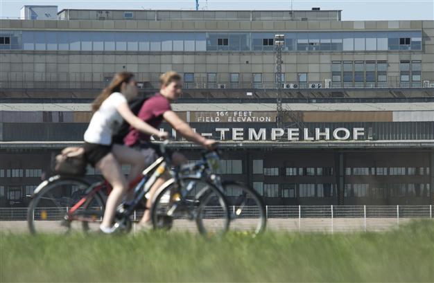 Berliners to vote on future of airport-turned-playground