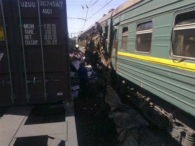 At least five dead, 45 hurt in train collision near Moscow