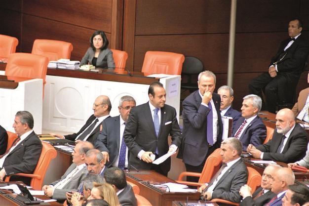Parliament’s graft inquiry panel goes back to square one
