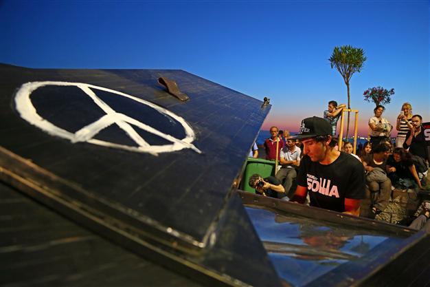 Gezi’s guerrilla pianist Martello returns to Turkey for concerts in memory of Soma victims