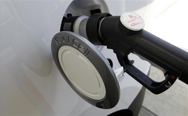 Watchdog threatens fuel firms with ceiling