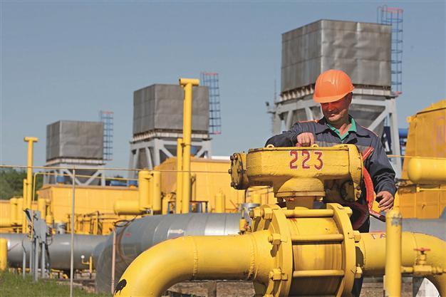 Moscow, Kiev, Brussels restart talks on Russian gas