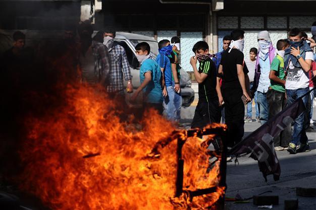 Demonstrators, police clash around Turkey in wake of Lice deaths
