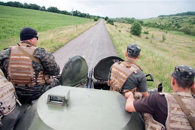 Russia re-deploying forces near Ukraine border: US