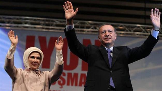 PM Erdoğan calls on Turks in France to apply for dual citizenship