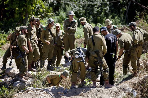 Israeli troops kill 2 West Bankers in teen manhunt