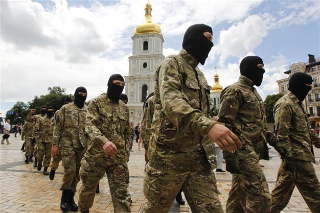 Rebels in Ukraine agree to temporary ceasefire, Obama warns Russia