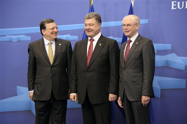EU signs association accords with Ukraine, Georgia, Moldova