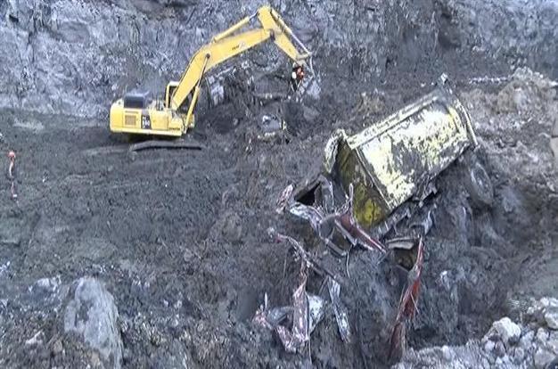 Two workers killed in landslide at stone quarry
