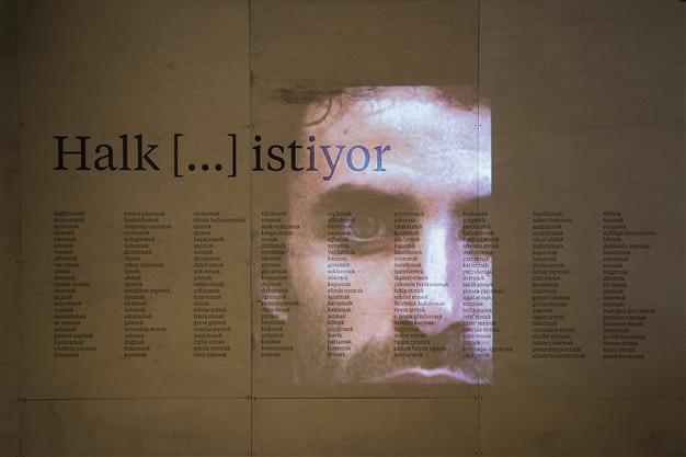 Lebanese artist analyze effects of war in region
