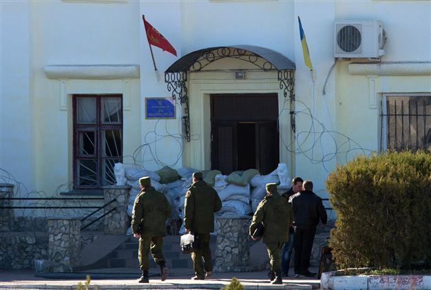 Russian marine kills Ukrainian officer: Kiev