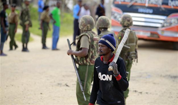 Gunmen kill at least 29 in two attacks on Kenyan coast