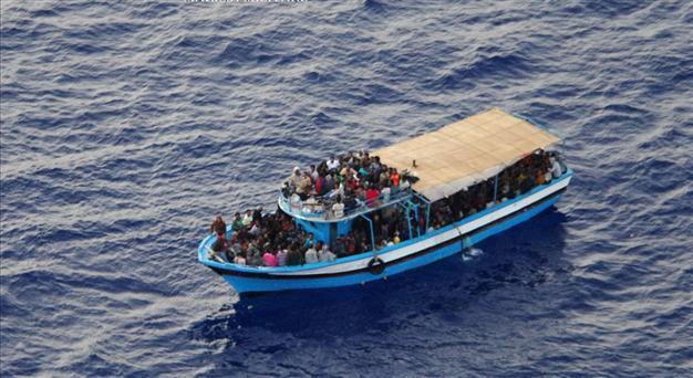 Italy warns terrorists could be crossing in migrant boats