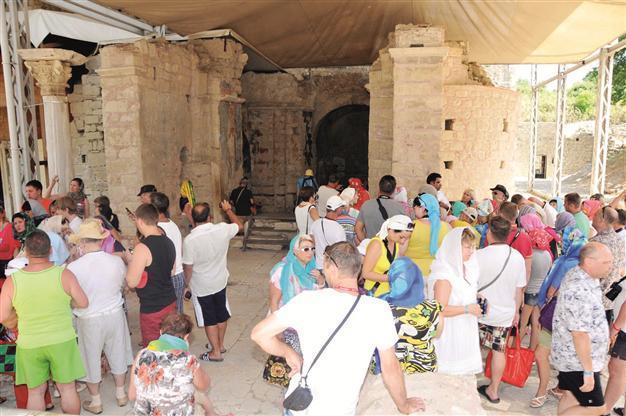 Antalya’s ancient sites break visitor, revenues records