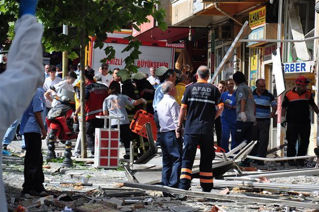 One killed, several injured as gas cylinder triggers blast in western Denizli province
