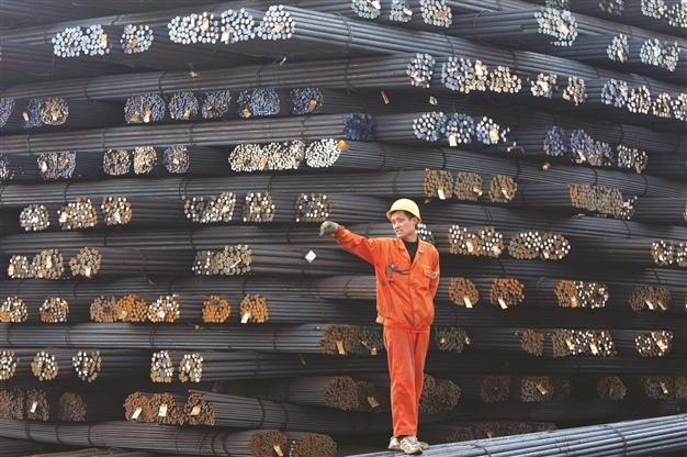 US senators urge full enforcement on steel imports