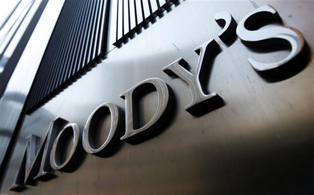 Moodys changes Turkeys credit rating outlook to negative from stable