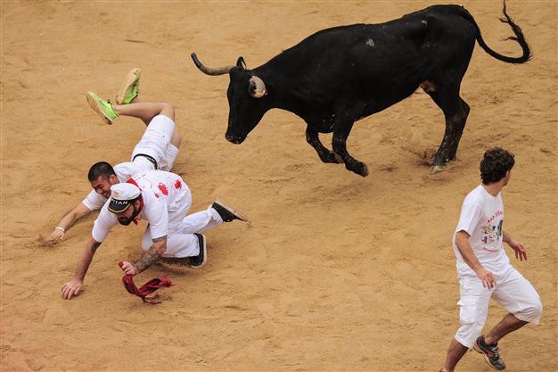 Two Australians gored in final Pamplona bull run