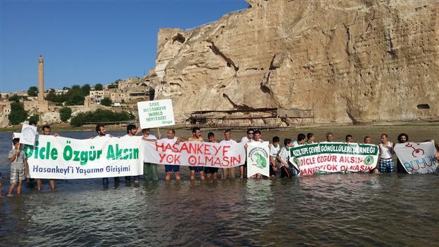 Turkish activists make the ‘big jump’ to free rivers from dams, HES