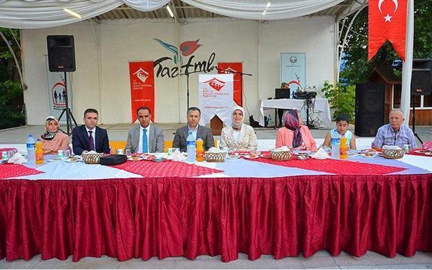 Turkish governor denies joining anti-Coca Cola protests against Israel by drinking Fanta