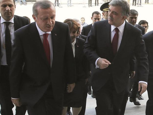 Gül, Erdoğan in presidential talks, both rule out crisis