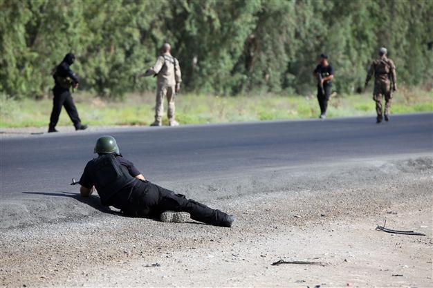 Iraq parliament elects speaker as Tikrit push falters