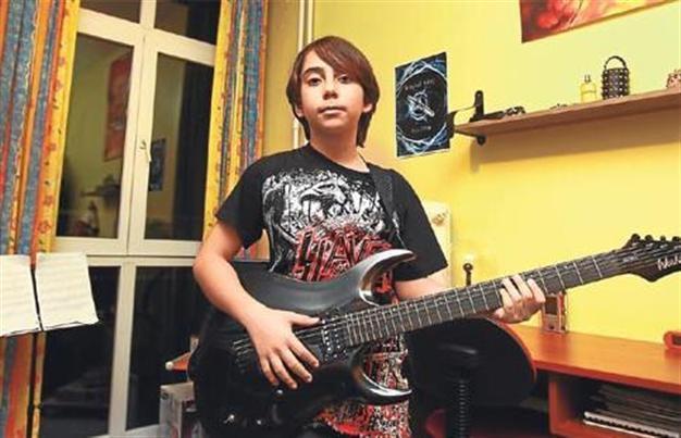 Teenage boy dies after falling from 10th floor