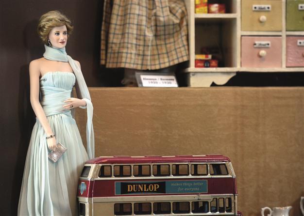 Toys draw visitors to museum