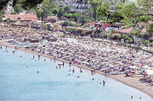 Turkey third in world with 397 blue flagged beaches