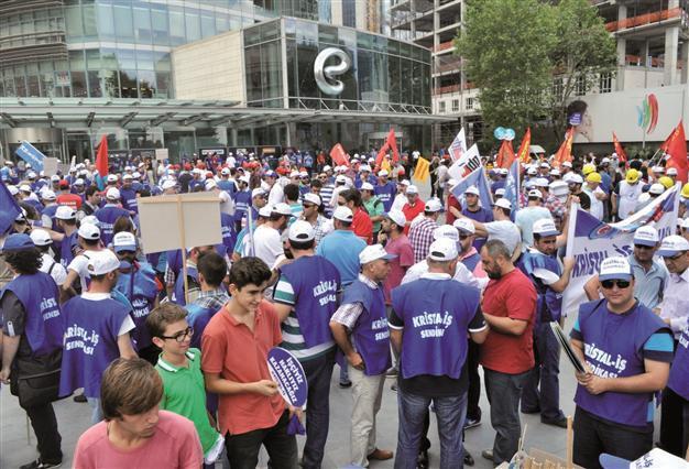 Unionization in Turkey dragging below 10 pct