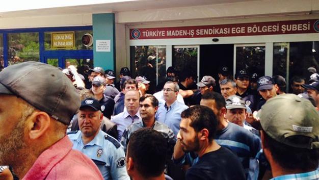 Soma miners force union officials to resign after mine disaster