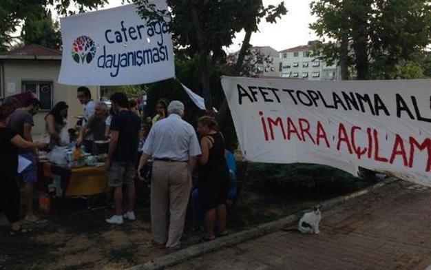 Locals of Istanbul neighborhood take action against parking lot project