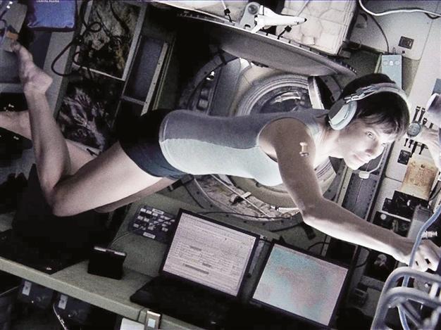 Sandra Bullock Hollywood’s top-earning actress