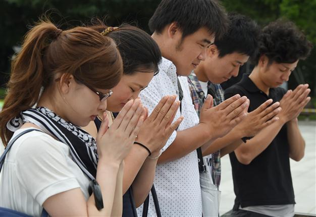 Hiroshima marks anniversary of atomic bombing