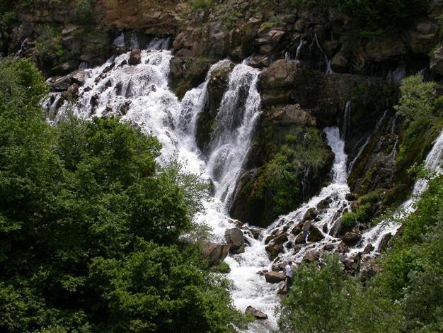 Hydroelectric plant project to wipe out two waterfalls in Black Sea province