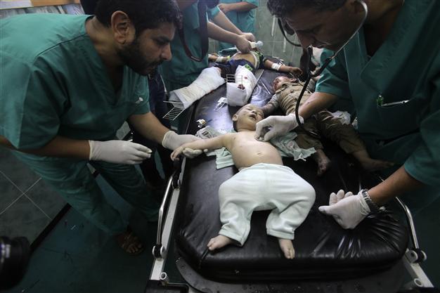Charity lists dead Gaza children in British paper ads