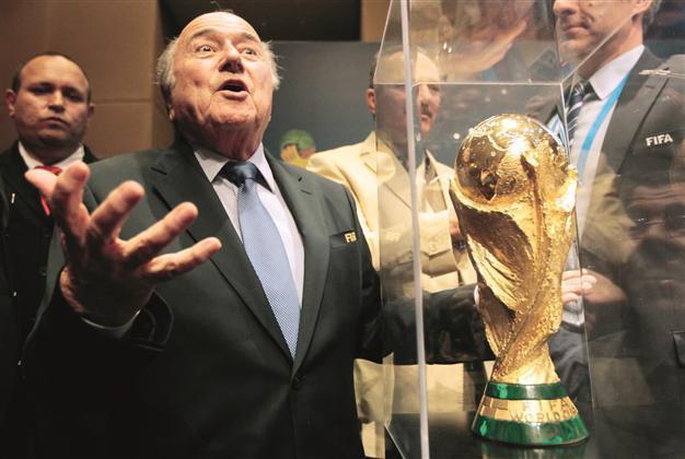 Blatter takes aim at attempts to destroy FIFA