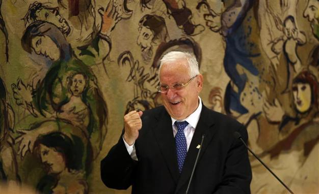 Israel elects hawkish Rivlin as 10th president