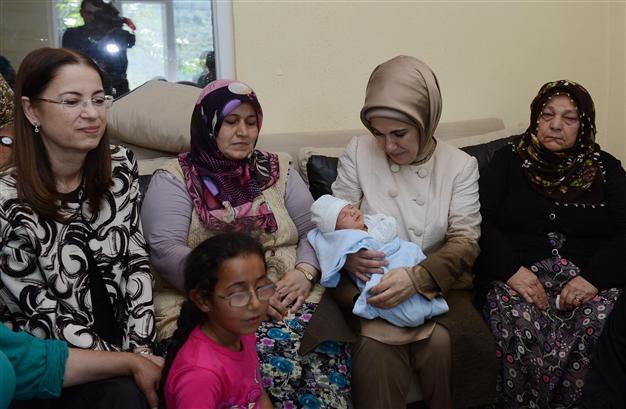 Turkish PM’s wife visits families of Soma victims