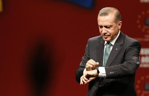 Erdoğan calls Merkel, urges accelerating work for Turkey’s presidential vote