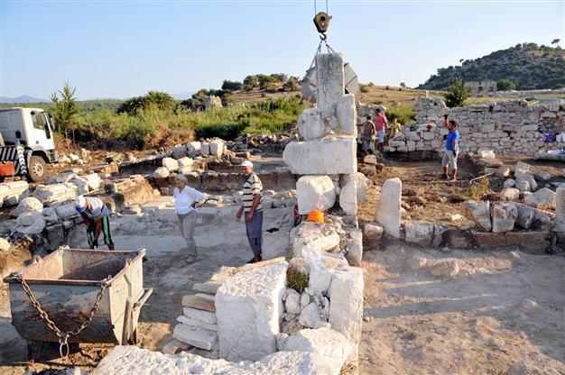 Unique figurines found in Patara