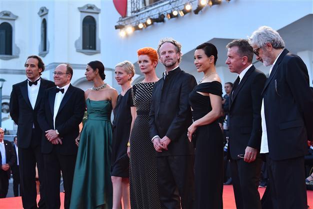Batman or Birdman Venice fest opens with superhero film
