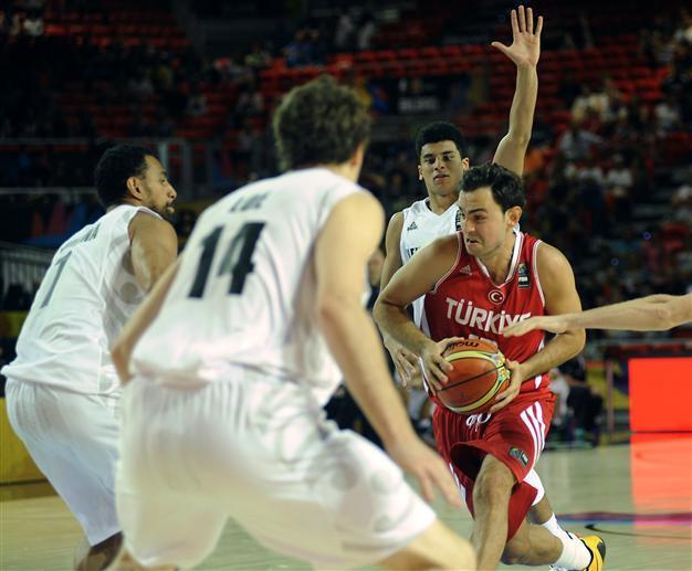 Turkey spills sweat and blood to defeat New Zealand in FIBA Basketball World Cup