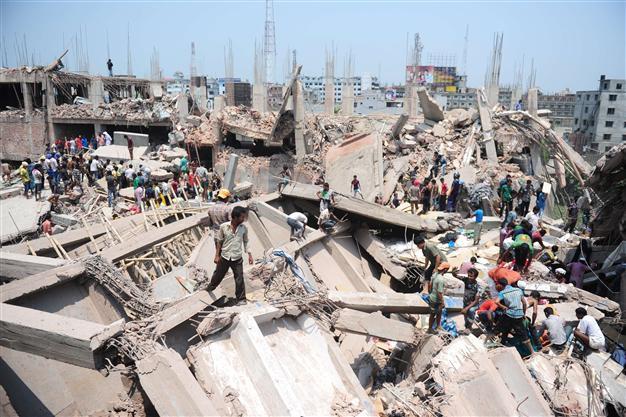 Bangladesh accuses 17 over garment factory collapse