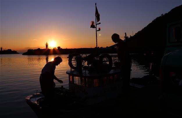 Fishing starts across Turkey to mark end of seasonal ban