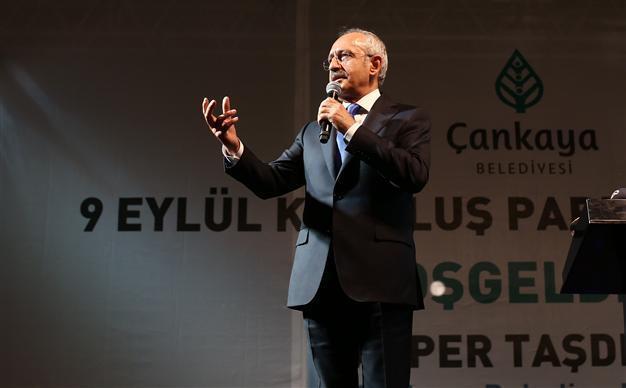 CHP leader builds new A-team, appoints two top advisors